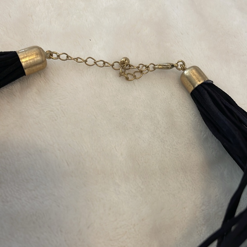Black rope with distressed silver metal necklace - Picture 3 of 4